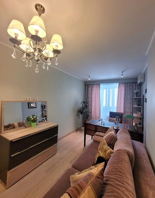 Продам трехкомнатную (3-комн.) квартиру, Комарова б-р, 16/5, Ростов-на-Дону г