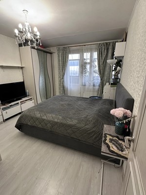 Продам однокомнатную (1-комн.) квартиру, Хлобыстова ул, 8к2, Москва г