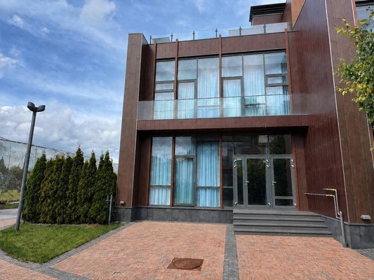 Продам таунхаус, ЖК Футуро Парк тер, 56, Покровское д, 0 км от города