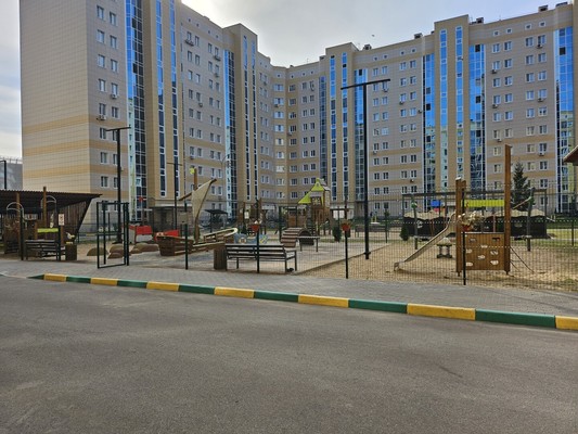 Продам трехкомнатную (3-комн.) квартиру, Лукина ул, 50А, Казань г