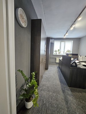 Продам трехкомнатную (3-комн.) квартиру, Лукина ул, 50А, Казань г