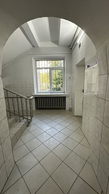 Продам трехкомнатную (3-комн.) квартиру, Мосфильмовская ул, 6, Москва г