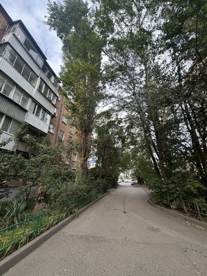 Продам двухкомнатную (2-комн.) квартиру, Ларина ул, 28, Ростов-на-Дону г