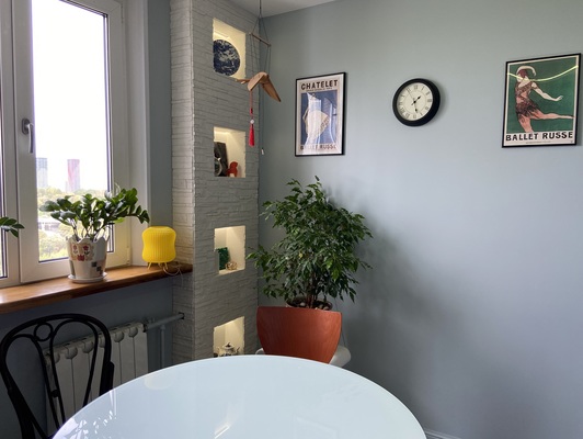 Продам трехкомнатную (3-комн.) квартиру, Маршала Захарова ул, 8к3, Москва г