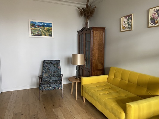 Продам трехкомнатную (3-комн.) квартиру, Маршала Захарова ул, 8к3, Москва г
