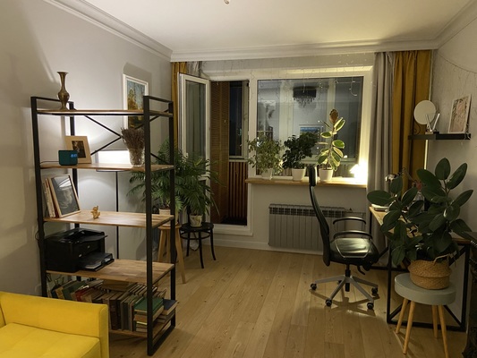 Продам трехкомнатную (3-комн.) квартиру, Маршала Захарова ул, 8к3, Москва г