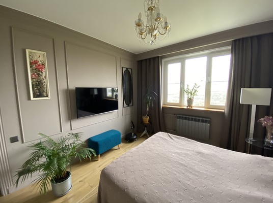 Продам трехкомнатную (3-комн.) квартиру, Маршала Захарова ул, 8к3, Москва г