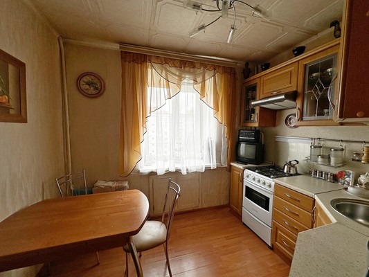 Продам трехкомнатную (3-комн.) квартиру, Подольская ул, 4б, Северово д
