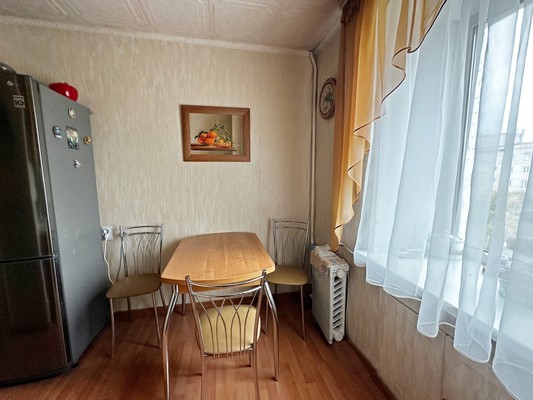 Продам трехкомнатную (3-комн.) квартиру, Подольская ул, 4б, Северово д