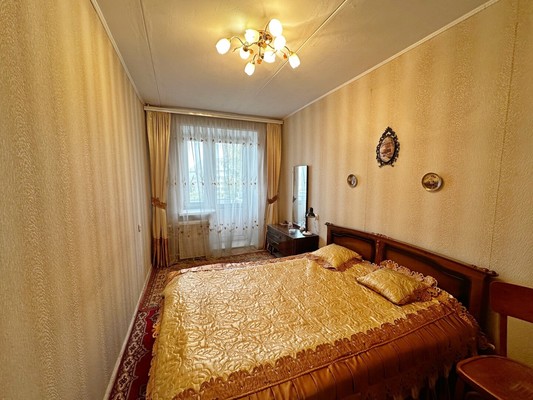 Продам трехкомнатную (3-комн.) квартиру, Подольская ул, 4б, Северово д