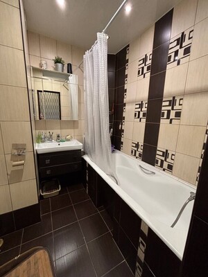 Продам трехкомнатную (3-комн.) квартиру, ТСЖ Наш дом 7 тер, корпус 2, Подольск г