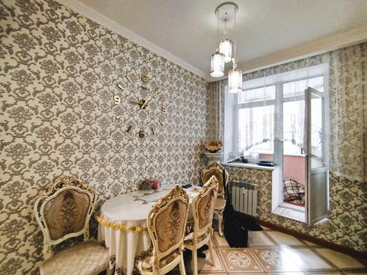 Продам двухкомнатную (2-комн.) квартиру, Малая Истра мкр, дом 2, Высоково д