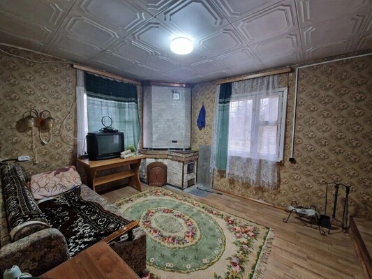 Продам дачу в поселке Холщевики, СНТ Елочки тер, дом 33, станции Холщёвики п, 50 км от города