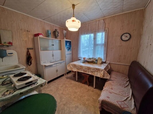 Продам дачу в поселке Холщевики, СНТ Елочки тер, дом 33, станции Холщёвики п, 50 км от города