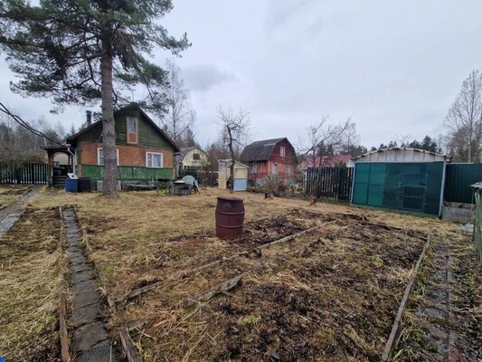 Продам дачу в поселке Холщевики, СНТ Елочки тер, дом 33, станции Холщёвики п, 50 км от города