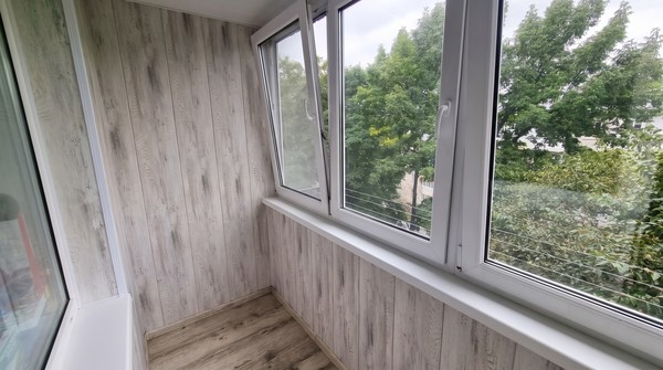 Продам трехкомнатную (3-комн.) квартиру, Пограничная ул, 36, Находка г