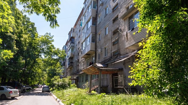 Продам трехкомнатную (3-комн.) квартиру, Пограничная ул, 36, Находка г
