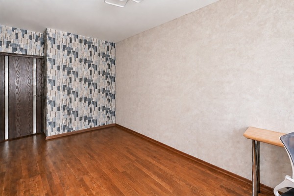 Продам трехкомнатную (3-комн.) квартиру, Адмирала Лазарева ул, 63к2, Москва г