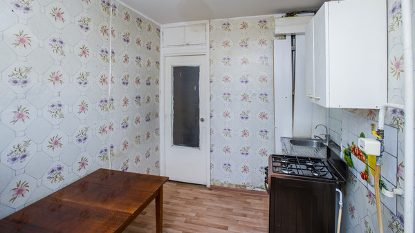 Продам трехкомнатную (3-комн.) квартиру, Сигаева ул, 2, Пермь г