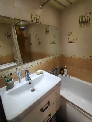 Продам трехкомнатную (3-комн.) квартиру, Корнеева (Центральный мкр.) ул, 36, Домодедово г