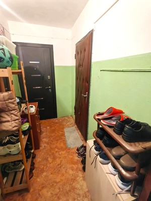 Продам трехкомнатную (3-комн.) квартиру, Корнеева (Центральный мкр.) ул, 36, Домодедово г