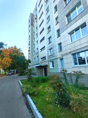 Продам трехкомнатную (3-комн.) квартиру, Корнеева (Центральный мкр.) ул, 36, Домодедово г