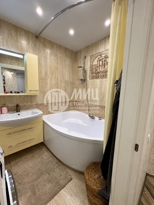 Продам многокомнатную квартиру, 6-я Радиальная ул, 3к9, Москва г