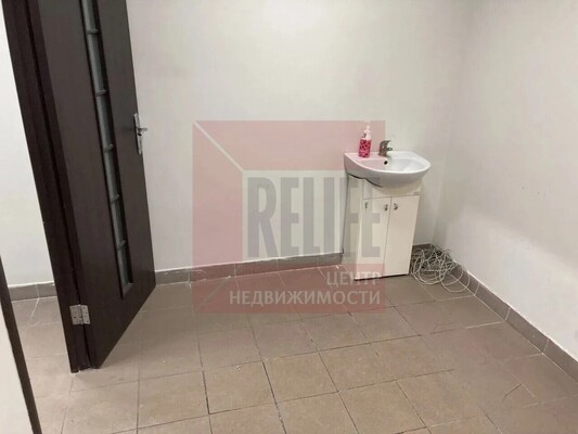 Продам коммерческое помещение 43,4 м2, 53-й (ПГО Луч-3 тер) ряд, Калининград г