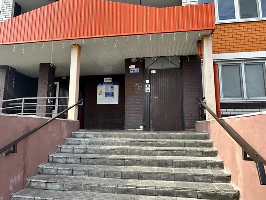 Продам однокомнатную (1-комн.) квартиру, Комарова ул, 49, Брянск г