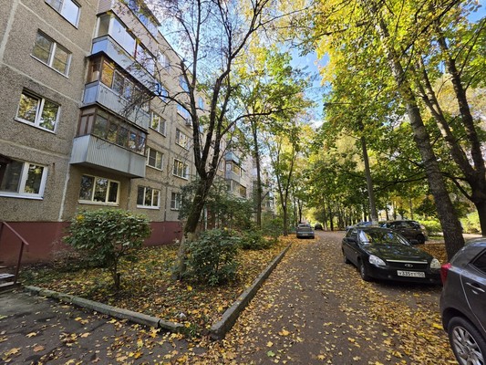 Продам двухкомнатную (2-комн.) квартиру, Красногвардейский б-р, 41/1, Подольск г