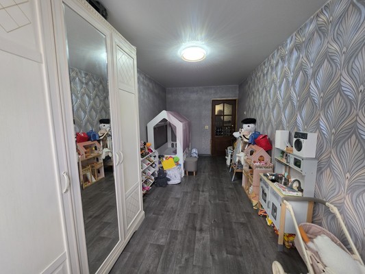 Продам двухкомнатную (2-комн.) квартиру, Красногвардейский б-р, 41/1, Подольск г