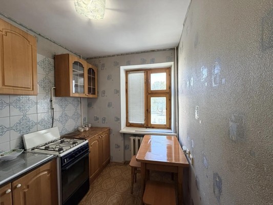 Продам однокомнатную (1-комн.) квартиру, 1 Конной Армии ул, 25, Симферополь г