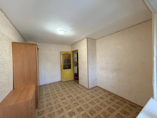 Продам однокомнатную (1-комн.) квартиру, 1 Конной Армии ул, 25, Симферополь г