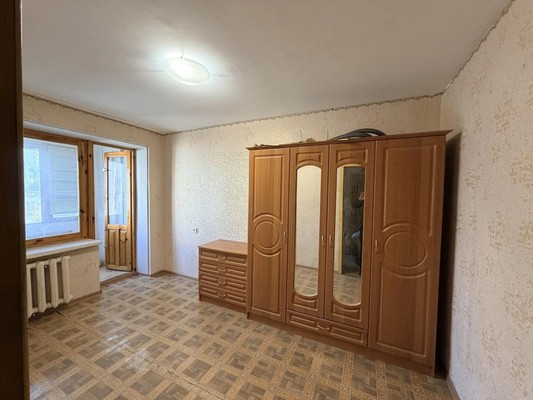 Продам однокомнатную (1-комн.) квартиру, 1 Конной Армии ул, 25, Симферополь г