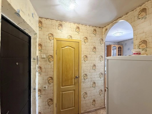 Продам однокомнатную (1-комн.) квартиру, 1 Конной Армии ул, 25, Симферополь г