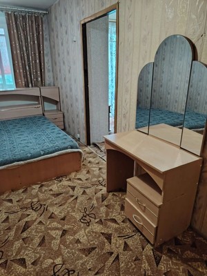 Сдам двухкомнатную (2-комн.) квартиру, Булатниковская ул, 4к2, Москва г
