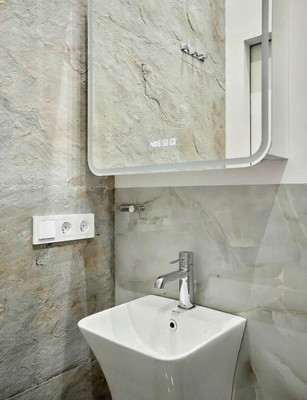Продам трехкомнатную (3-комн.) квартиру, Аминьевское ш, 4Дк2, Москва г
