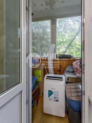 Продам однокомнатную (1-комн.) квартиру, Бутлерова ул, 38к3, Москва г