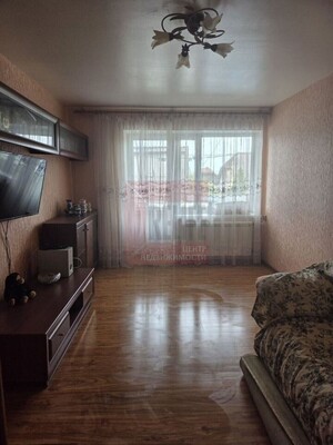Продам трехкомнатную (3-комн.) квартиру, Морская ул, 23а, Заливино п