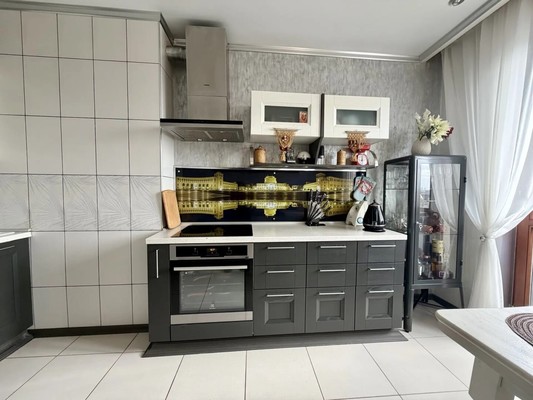 Продам однокомнатную (1-комн.) квартиру, Вилюйская ул, 8, Новосибирск г