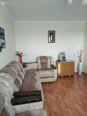 Продам двухкомнатную (2-комн.) квартиру, Весенняя ул, 16, Волгодонск г