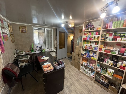 Продам двухкомнатную (2-комн.) квартиру, Горького ул, 6, Симферополь г