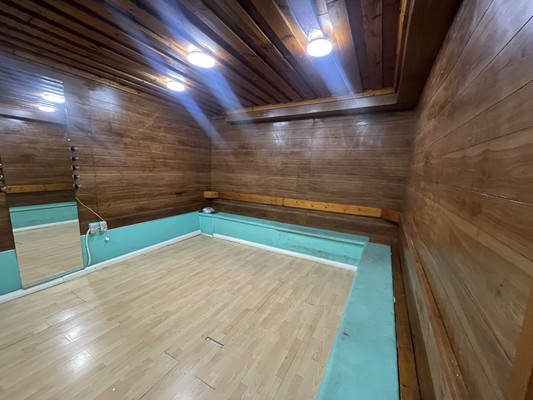 Продам двухкомнатную (2-комн.) квартиру, Горького ул, 6, Симферополь г
