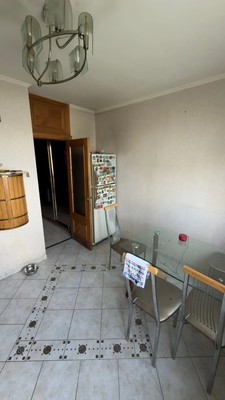Продам трехкомнатную (3-комн.) квартиру, 800-летия Москвы ул, 20, Москва г
