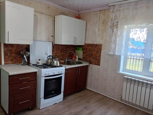 Продам дом, Победы ул, Серафимовский с, 0 км от города
