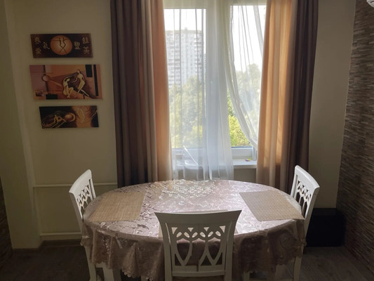 Продам трехкомнатную (3-комн.) квартиру, Балаклавский пр-кт, 46кА, Москва г