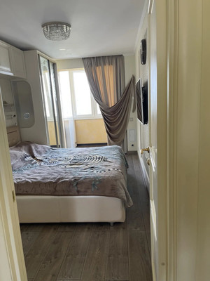 Продам трехкомнатную (3-комн.) квартиру, Балаклавский пр-кт, 46кА, Москва г