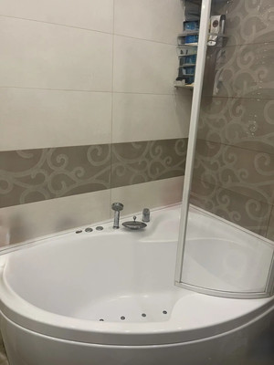Продам трехкомнатную (3-комн.) квартиру, Балаклавский пр-кт, 46кА, Москва г
