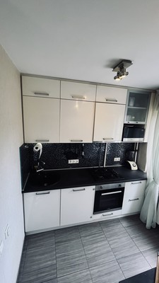 Продам двухкомнатную (2-комн.) квартиру, Чайковского (Центральный р-н) ул, 10, Сочи г