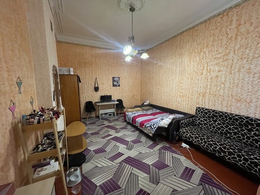 Продам однокомнатную (1-комн.) квартиру, Пушкина ул, 30, Симферополь г